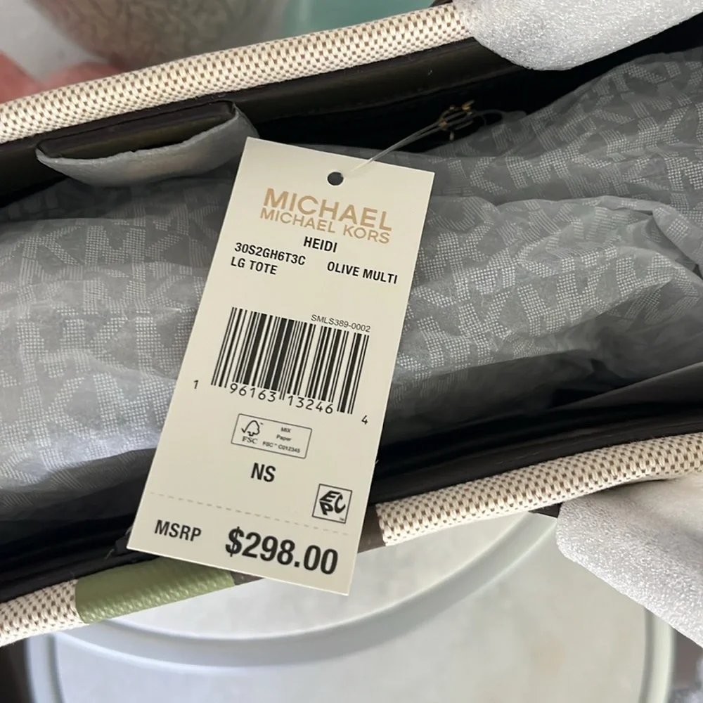 Michael Kors Heidi Extra Large Tote Olive Multi NWT